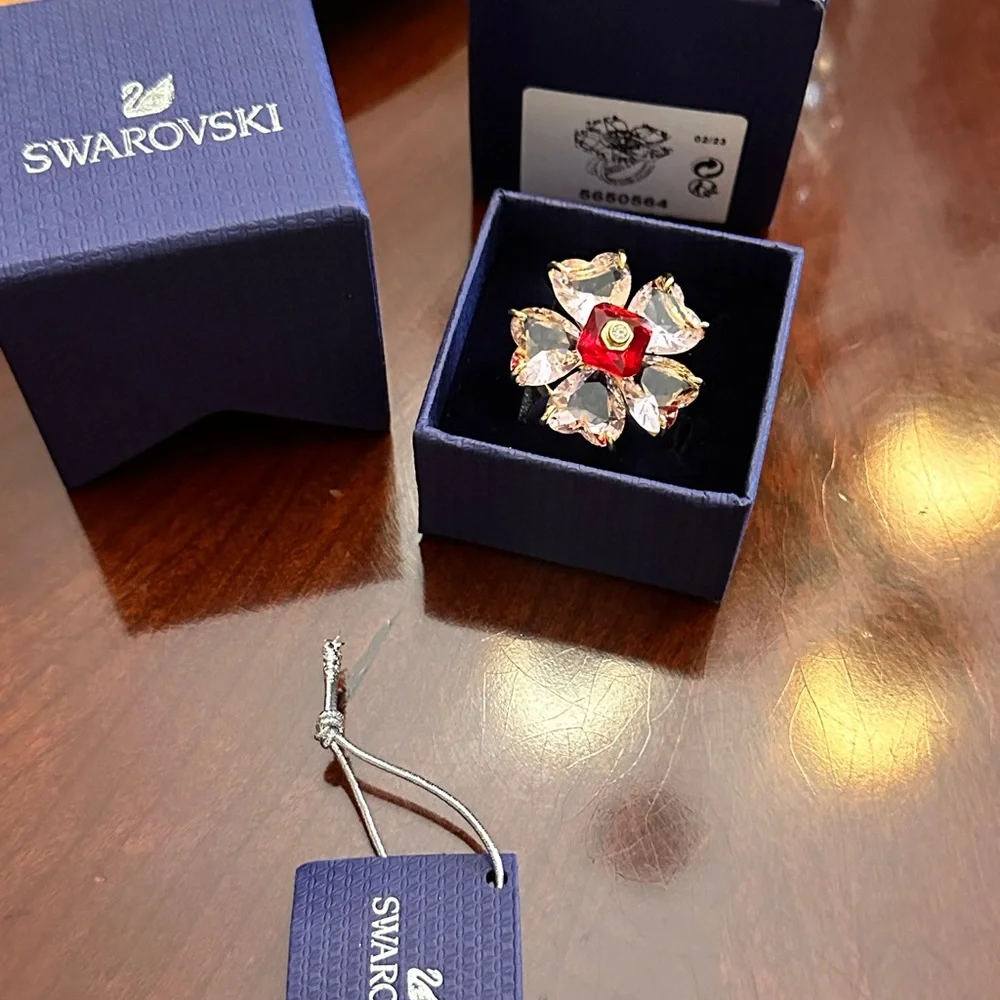 Swarovski‎ Idyllia cocktail ring NWT